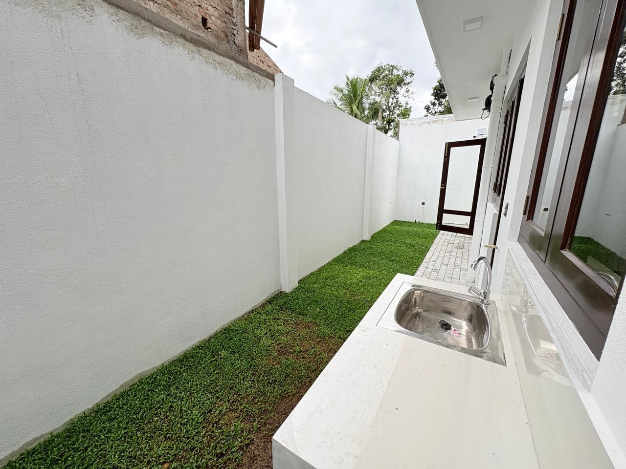 Architect-Designed Super Luxury House for Sale – Battaramulla