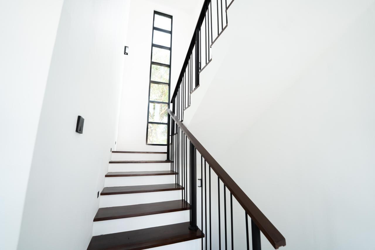 🏡 Modern Luxury House for Sale – Thalahena, Malabe