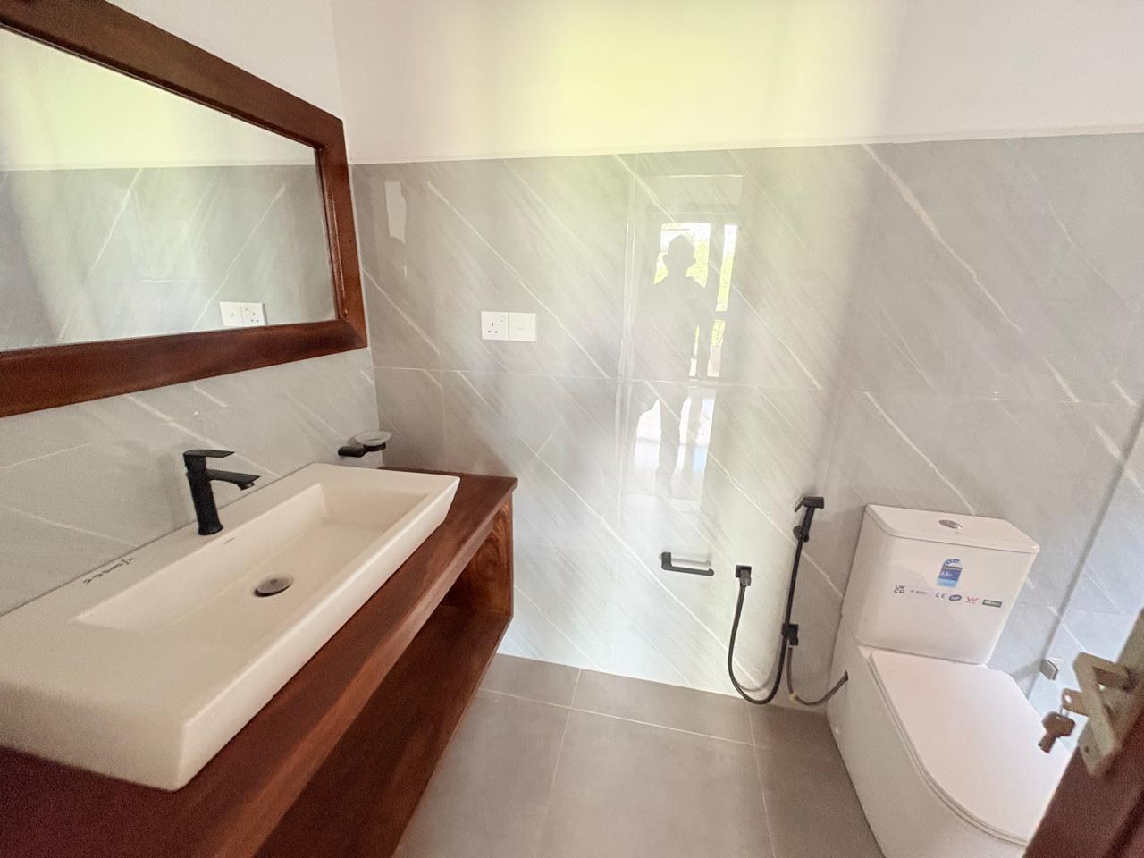 Brand New House For Sale in Thalawathugoda -Hokandara