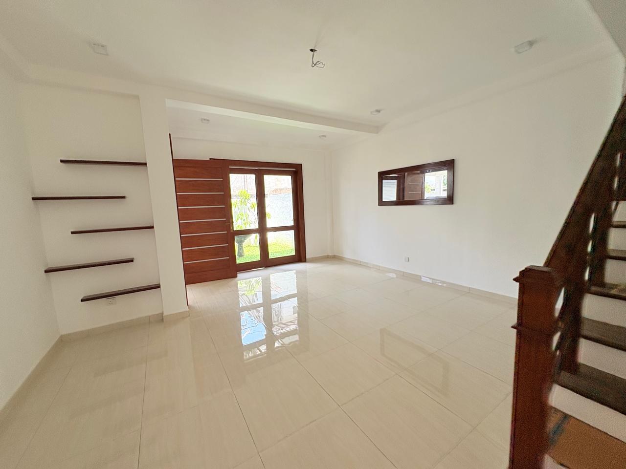 Brand New House For Sale in Thalawathugoda -Hokandara
