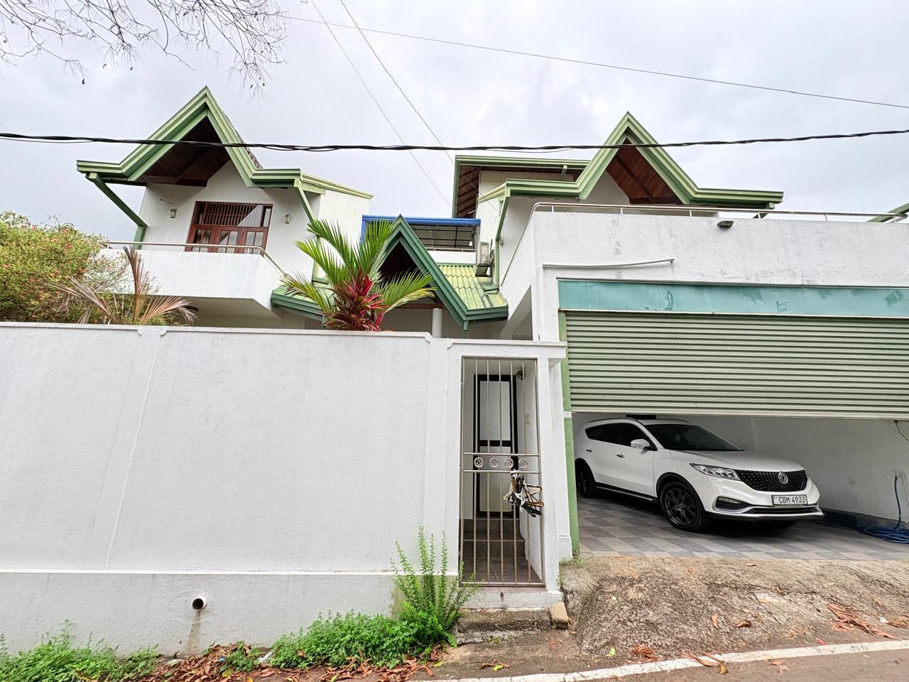 🏡✨ LUXURY FAMILY HOME FOR SALE – SRI JAYAWARDENEPURA KOTTE ✨🏡