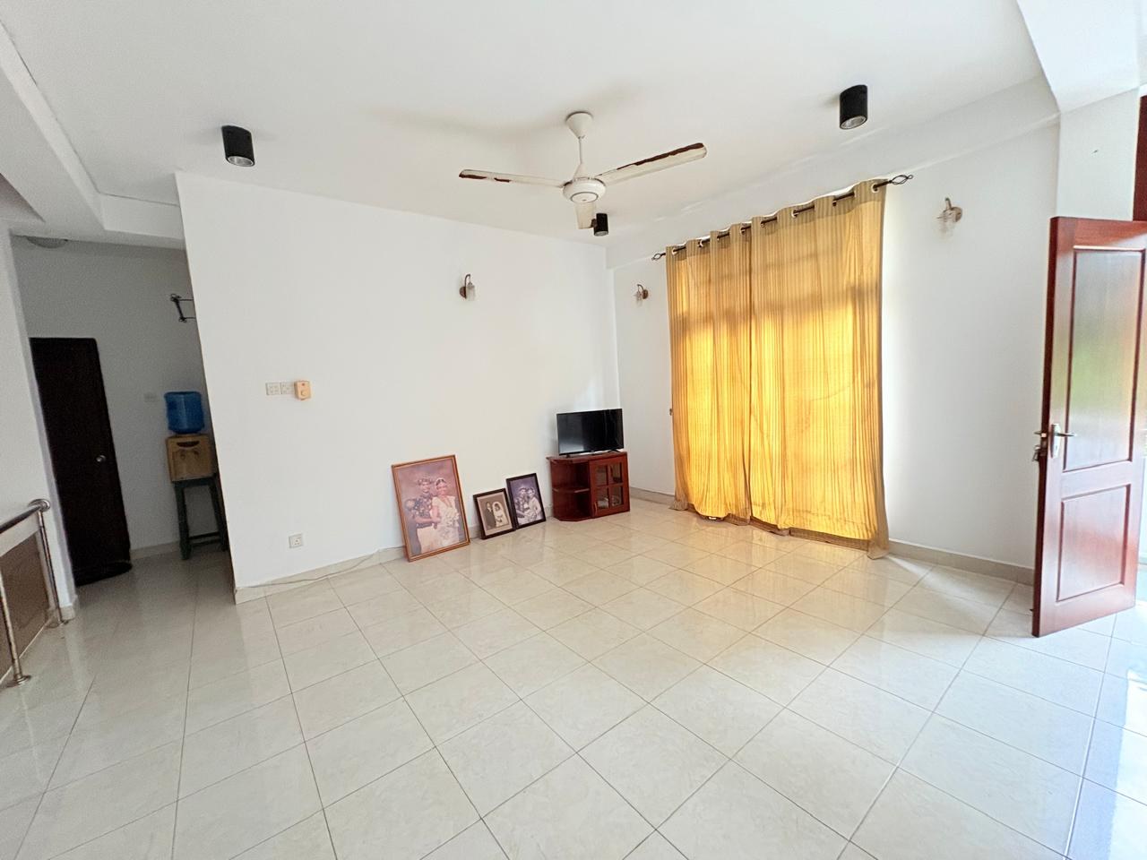 🏡✨ LUXURY FAMILY HOME FOR SALE – SRI JAYAWARDENEPURA KOTTE ✨🏡