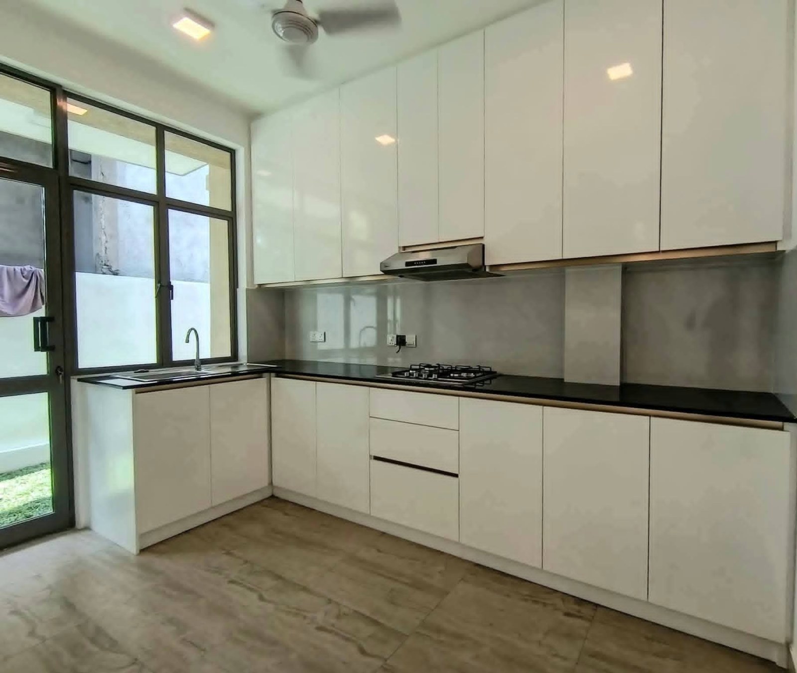 SUPER LUXURY 2-STOREY HOUSE FOR SALE – KESBEWA