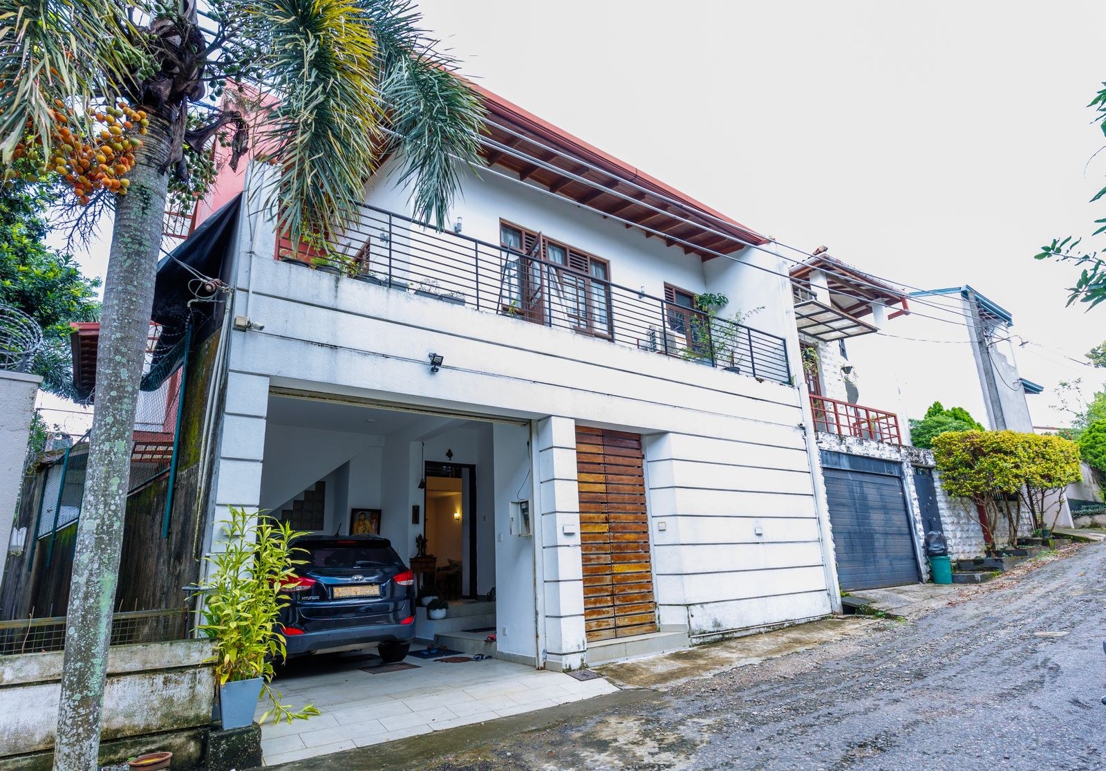 🏡✨ SUPER LUXURY 3-STORY HOUSE FOR SALE – HOKANDARA NORTH / THALAWATHUGODA ✨🏡