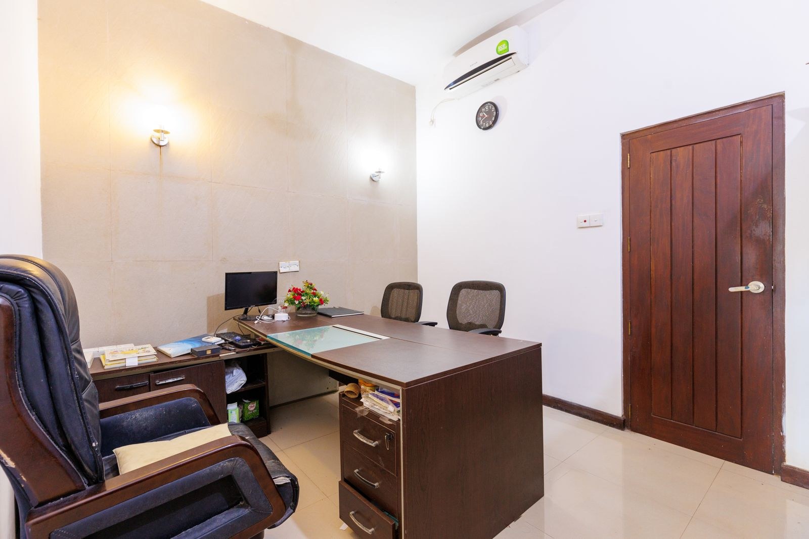 🏡✨ SUPER LUXURY 3-STORY HOUSE FOR SALE – HOKANDARA NORTH / THALAWATHUGODA ✨🏡