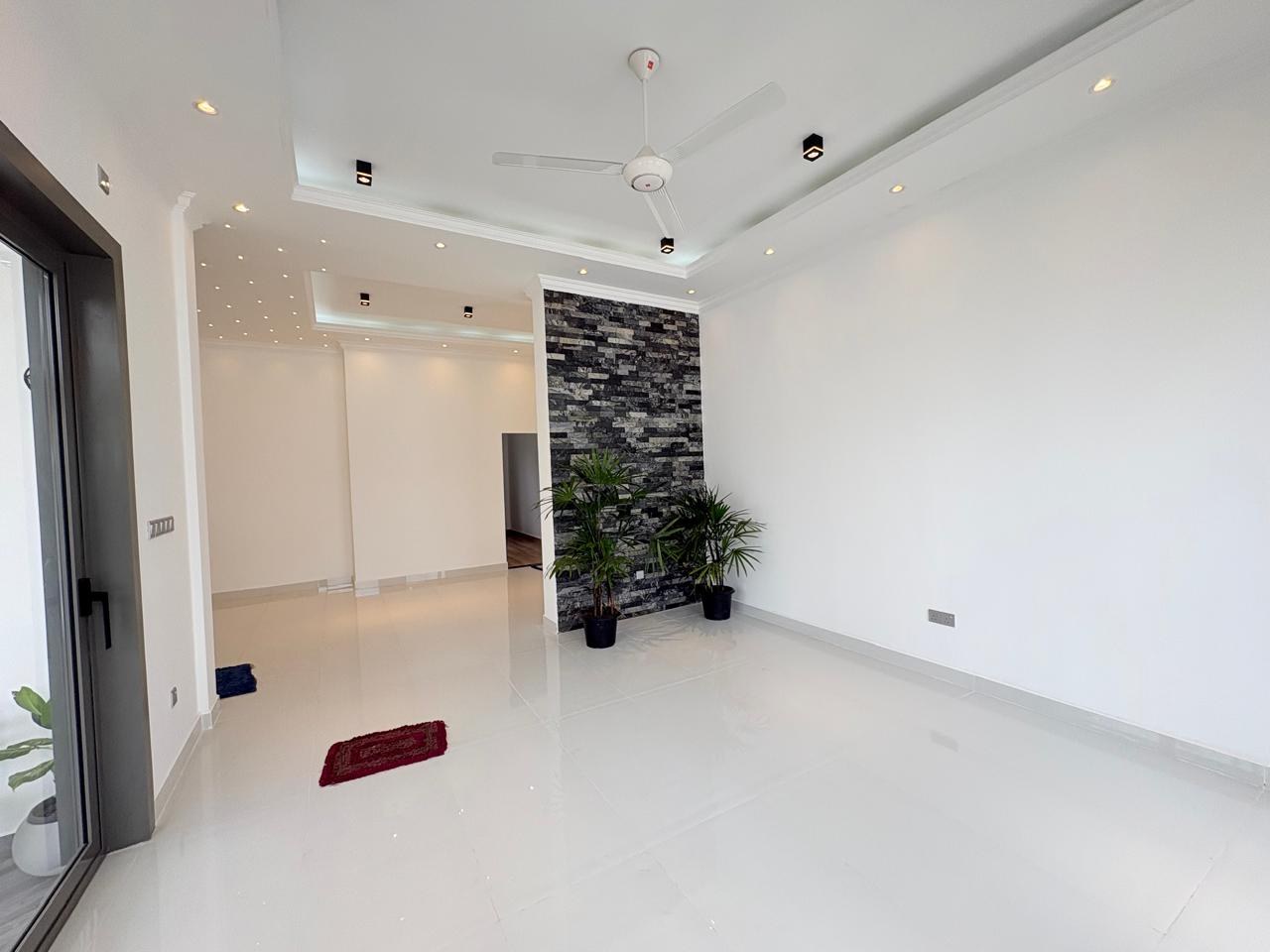 🏡✨ BRAND NEW 3-STOREY LUXURY HOUSE FOR SALE – MALABE ✨🏡