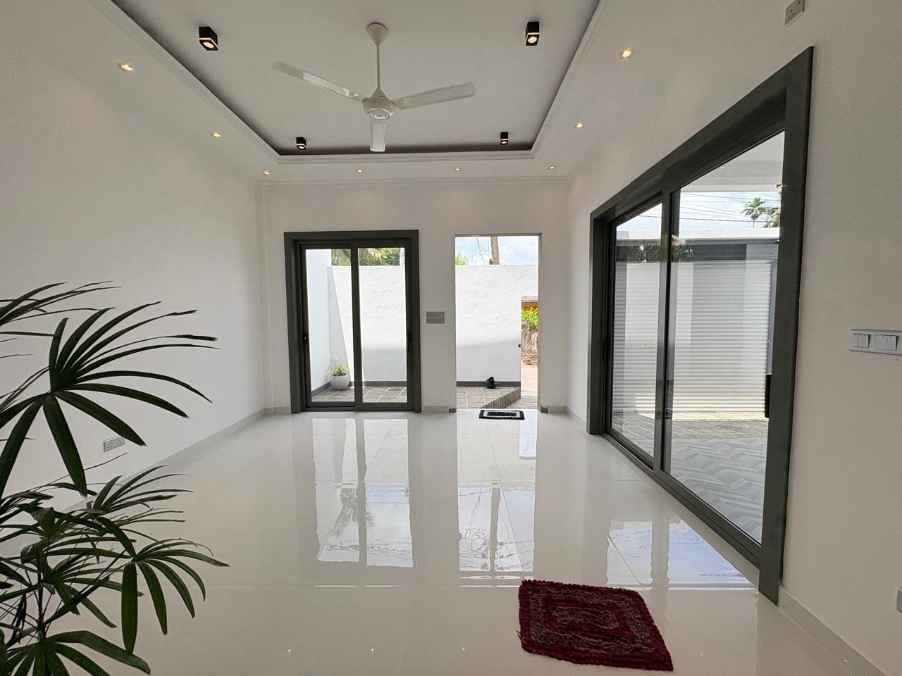 🏡✨ BRAND NEW 3-STOREY LUXURY HOUSE FOR SALE – MALABE ✨🏡