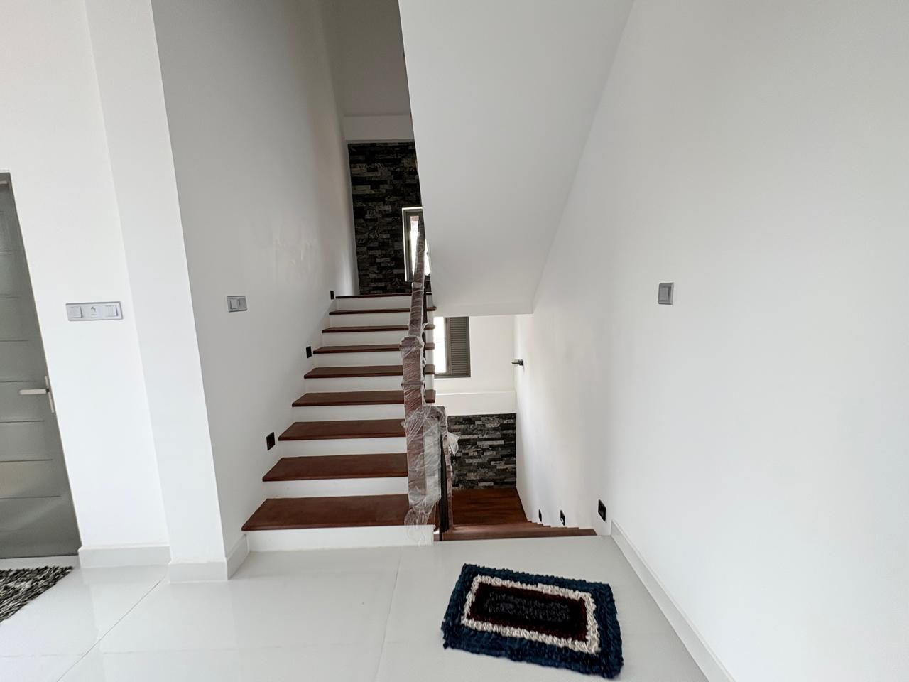 🏡✨ BRAND NEW 3-STOREY LUXURY HOUSE FOR SALE – MALABE ✨🏡
