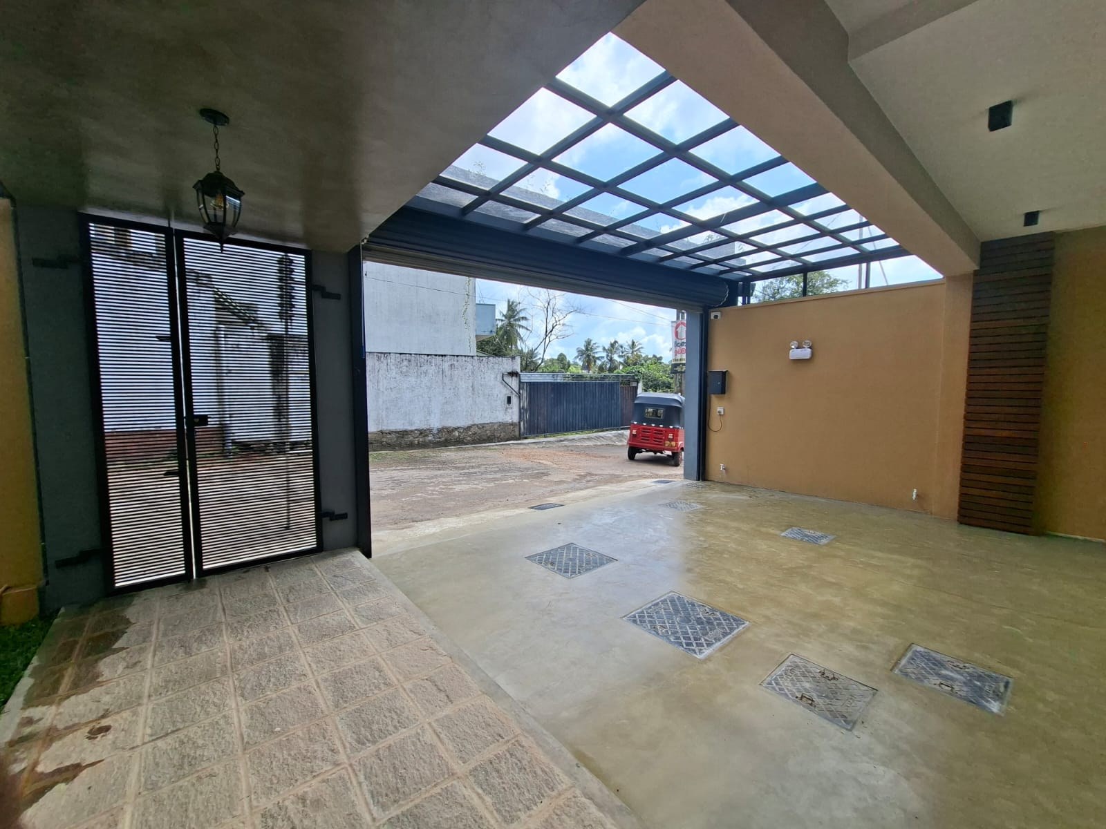 🏡✨ BRAND NEW LUXURY HOUSE FOR SALE – LAKE ROAD, BATTARAMULLA ✨🏡
