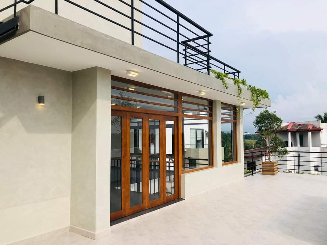 🏡✨ BRAND NEW LUXURY 3-STOREY HOUSE FOR SALE – THALAWATHUGODA / PANNIPITIYA ✨