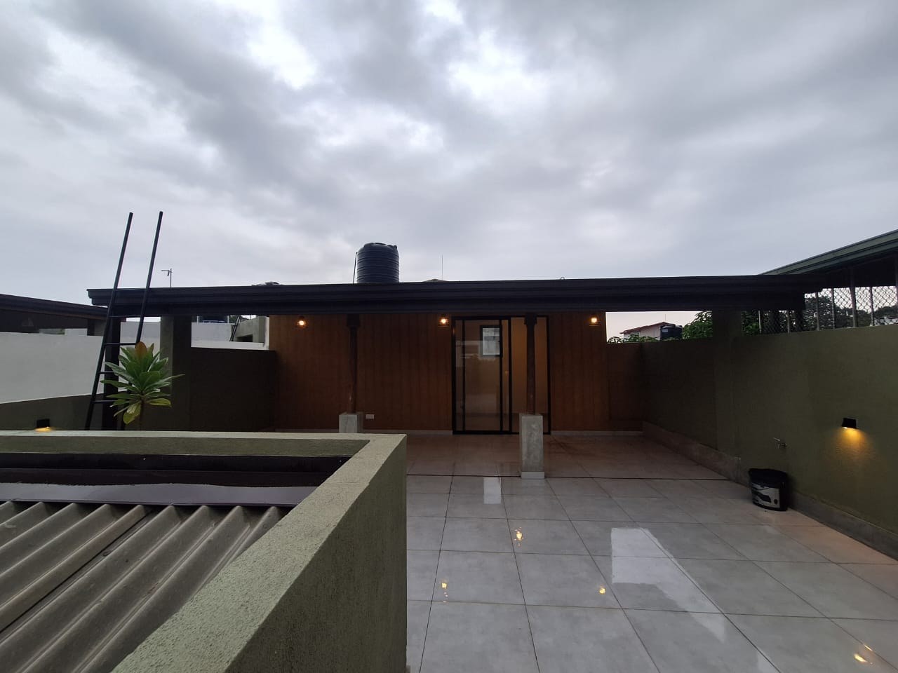 🏡✨ Brand New Super Luxury House for Sale – Dehiwala Hill Street ✨🏡