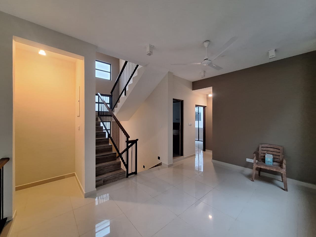 🏡✨ Brand New Super Luxury House for Sale – Dehiwala Hill Street ✨🏡