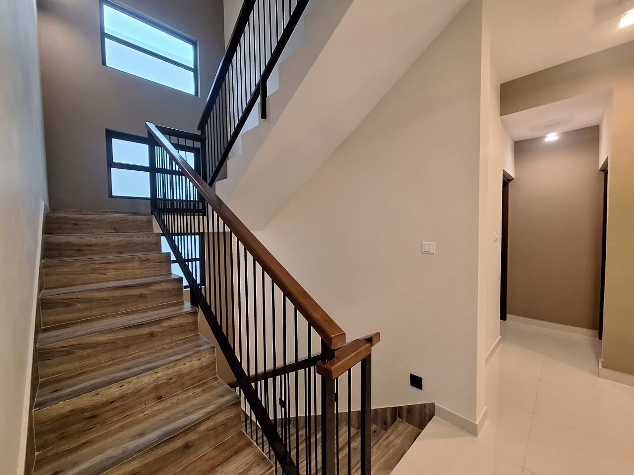 🏡✨ Brand New Super Luxury House for Sale – Dehiwala Hill Street ✨🏡