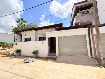🏡✨ BRAND NEW SINGLE-STOREY HOME FOR SALE – ATHURUGIRIYA ✨🏡