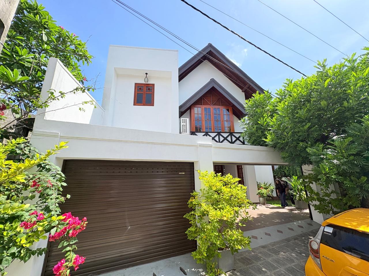🏡✨ LUXURY HOUSE WITH PRIVATE SWIMMING POOL FOR SALE – KOSWATTA, NAWALA ✨🏡