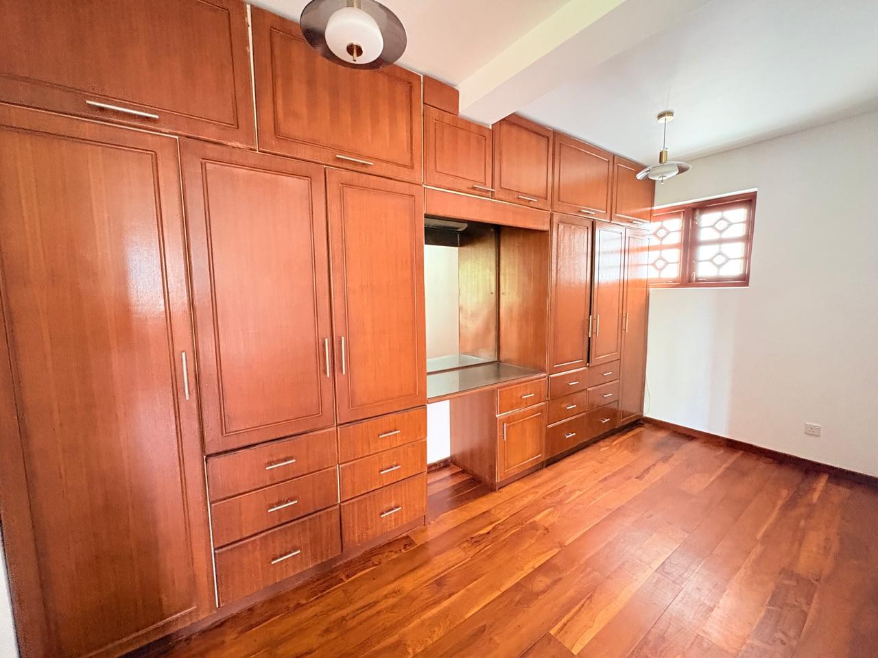 🏡✨ LUXURY HOUSE WITH PRIVATE SWIMMING POOL FOR SALE – KOSWATTA, NAWALA ✨🏡