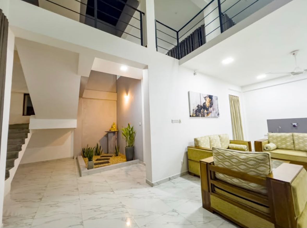 MODERN LUXURY TWO-STORIED HOUSE – URGENT SALE | KADUWELA