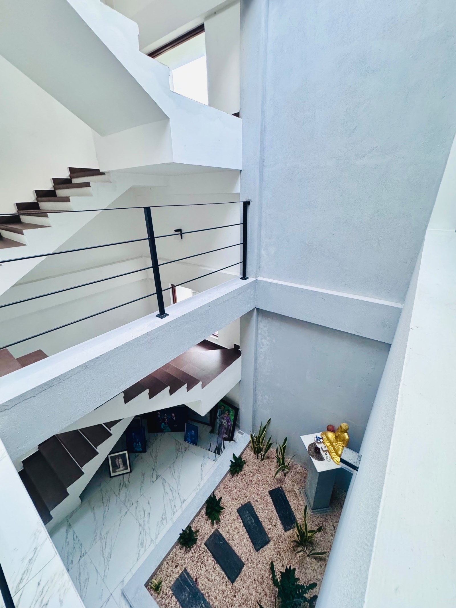 MODERN LUXURY TWO-STORIED HOUSE – URGENT SALE | KADUWELA