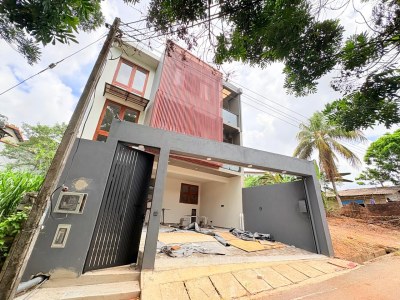 🏡🔥 BRAND NEW MODERN HOUSE FOR SALE – THALAWATHUGODA 🔥🏡