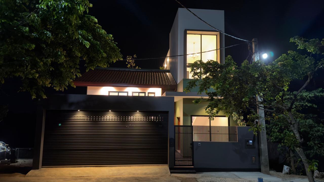 🏡 BRAND NEW LUXURY 3-STOREY HOUSE FOR SALE – HOMAGAMA