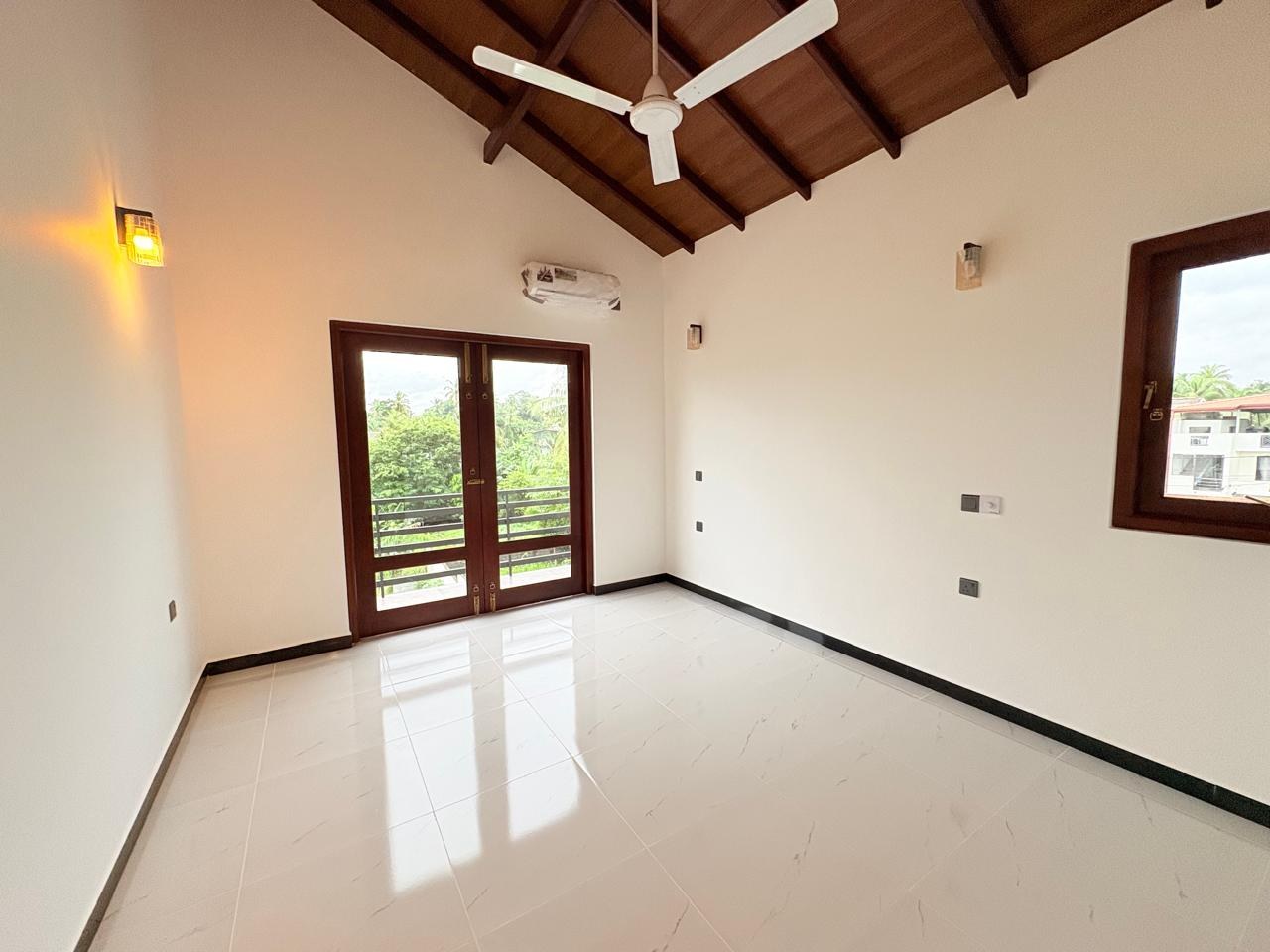 Brand New Luxury House Sale in Battaramulla