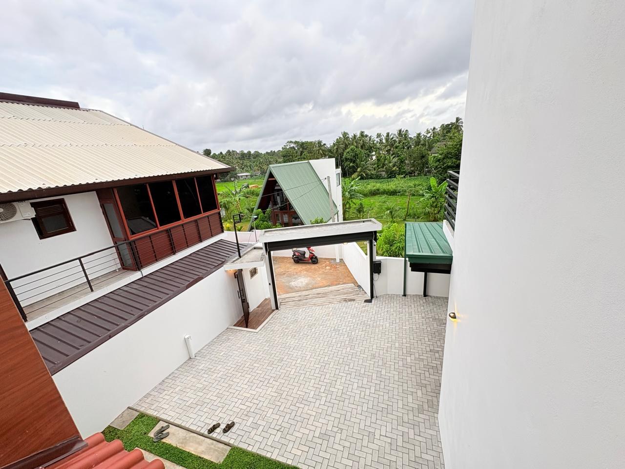 Brand New Luxury House Sale in Battaramulla