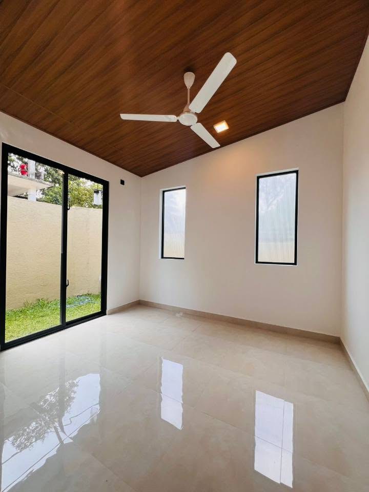 BRAND NEW MODERN HOUSE FOR SALE – KESBEWA